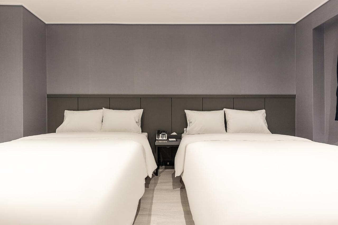 Business Joy Hotel Cheongju Exterior photo